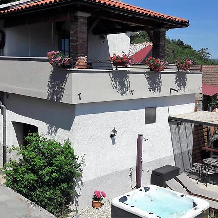 Holiday Home Ivana Pasjak Ngoại thất bức ảnh