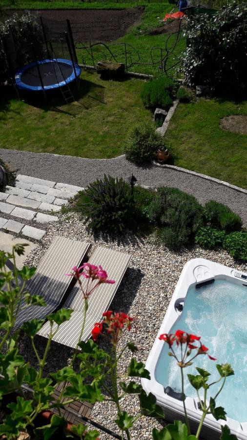 Holiday Home Ivana Pasjak Ngoại thất bức ảnh
