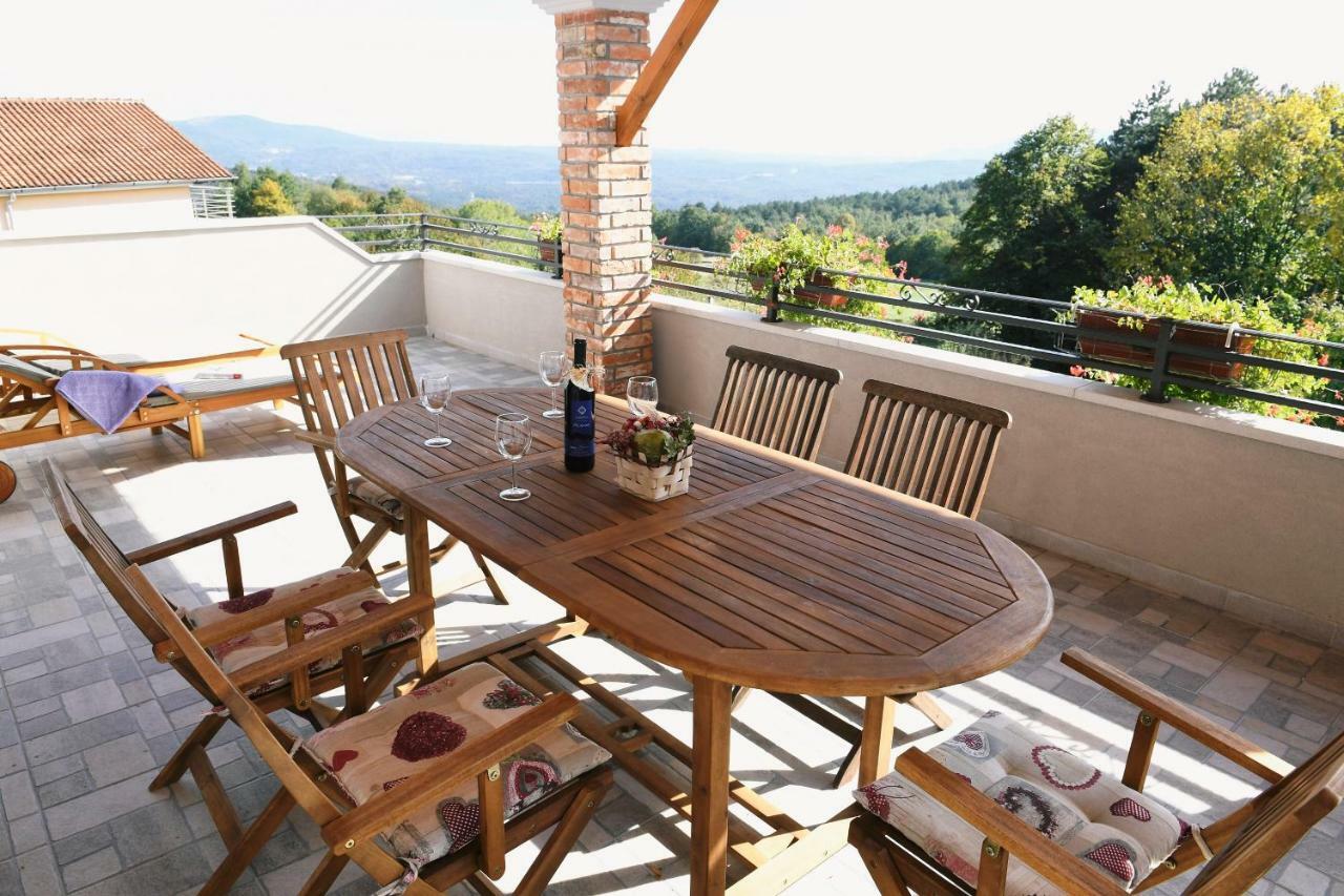 Holiday Home Ivana Pasjak Ngoại thất bức ảnh